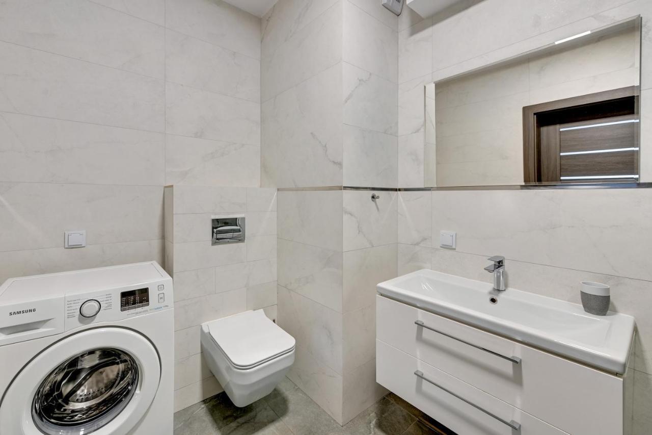 Grand Apartments - Luxury Apartment On The 11Th Floor With A View Of The Old Town Gdansk Ngoại thất bức ảnh